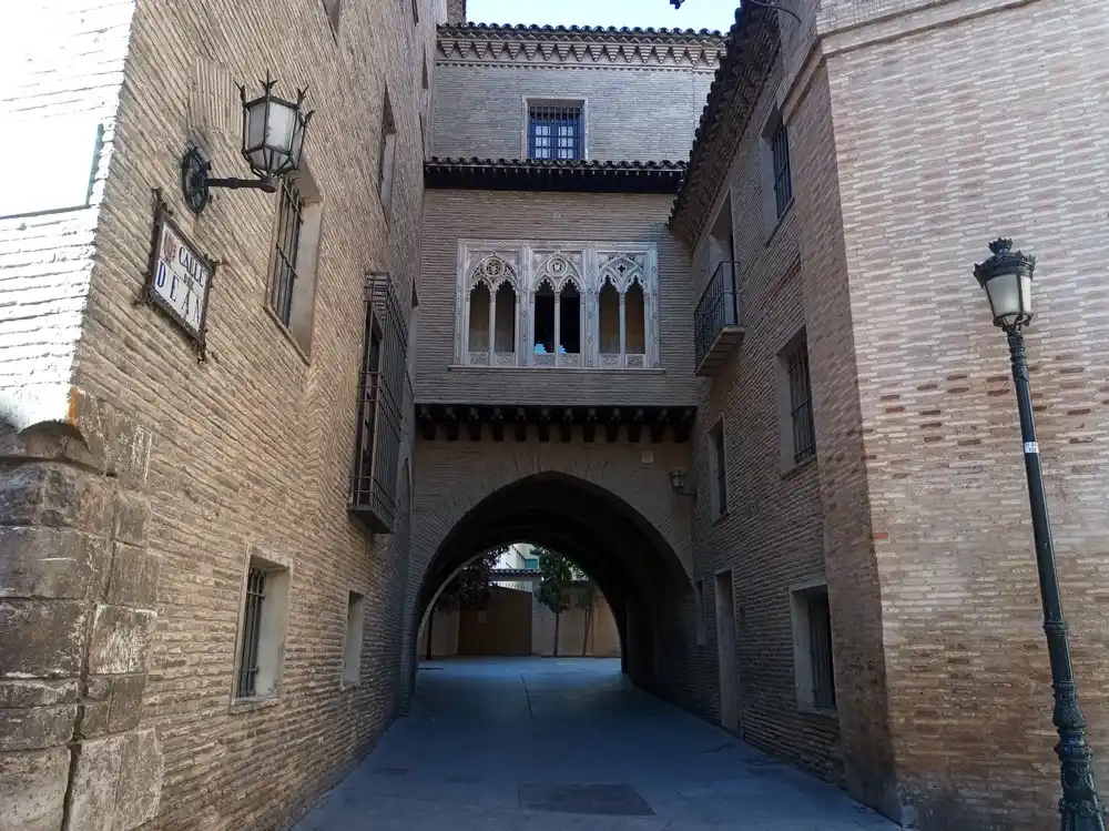 Arco del dean zaragoza