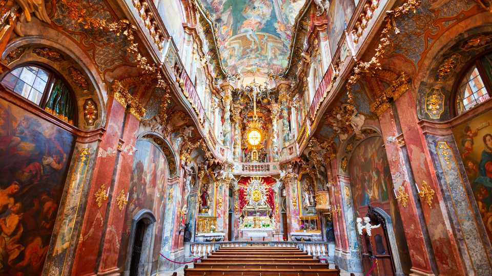 Qué ver en Múnich: 8 esenciales de la cuna del Oktoberfest 9 Asamkirche-que-ver-en-Múnich