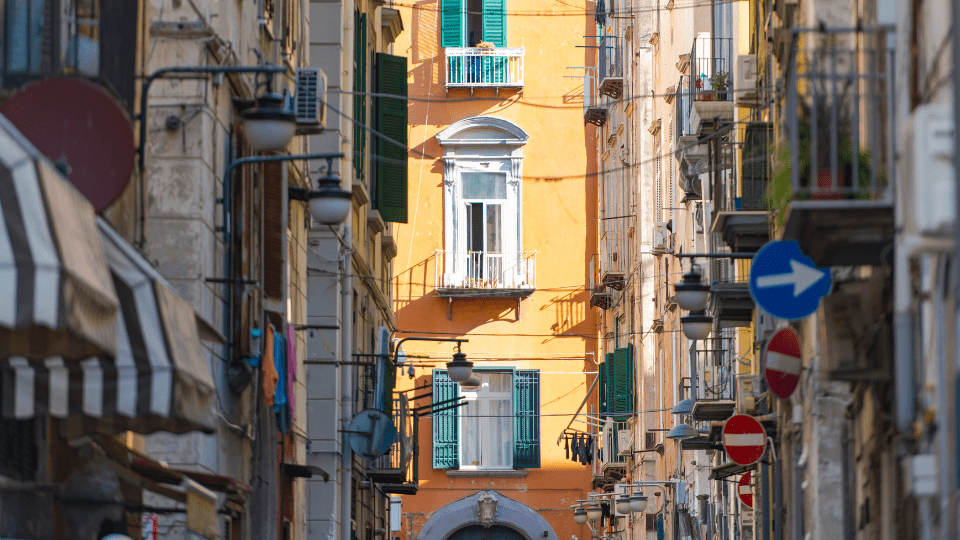 Qué ver en Nápoles en 3 días: Lugares imprescindibles 3 BLOG.Quartieri Spagnoli 1