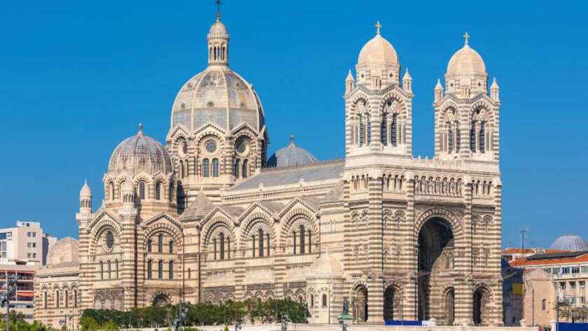 Catedral-de-la-major-que-ver-en-Marsella