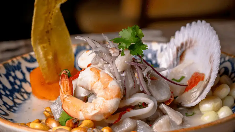 Cebiche, un plato que ver en Lima con DareMapp