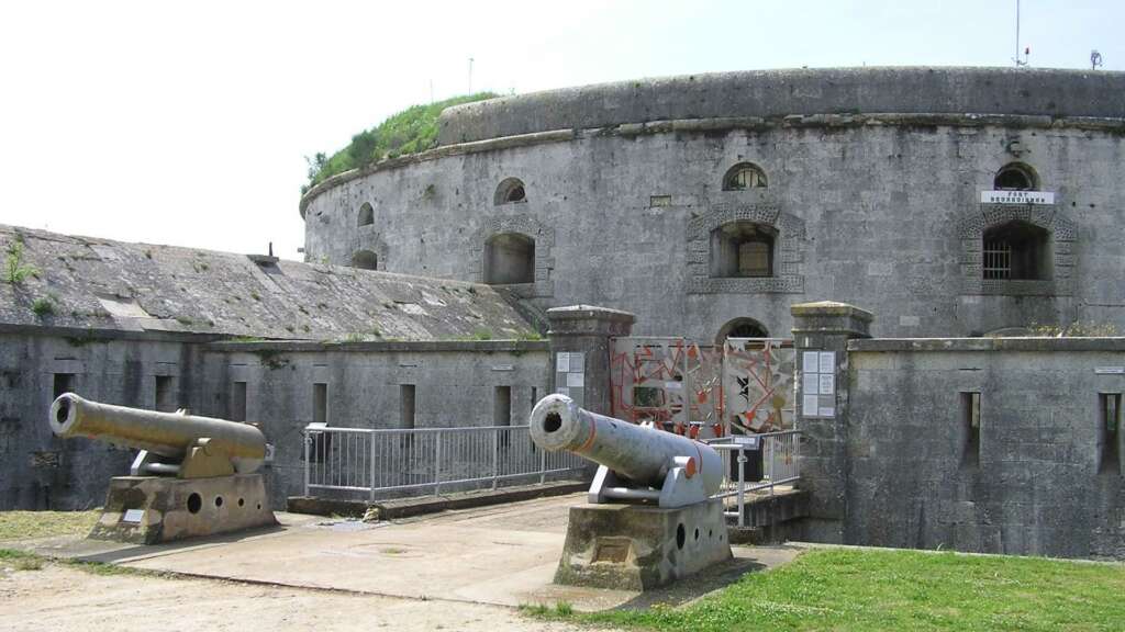 Qué ver en Pula: 10 imprescindibles para tu viaje en 2025 4 Fort Bourguignon Pula Blog