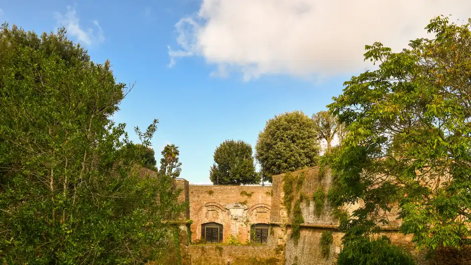 Medici Fortress: things to do in Siena with DareMapp