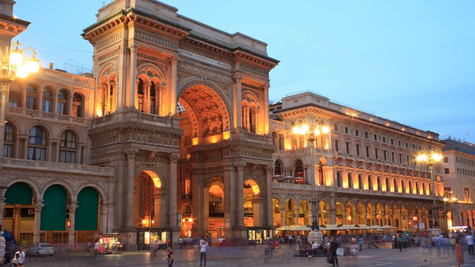 Things to do in Milan. The capital of Lombardy. 3 Galeria Vittorio Emanuele II