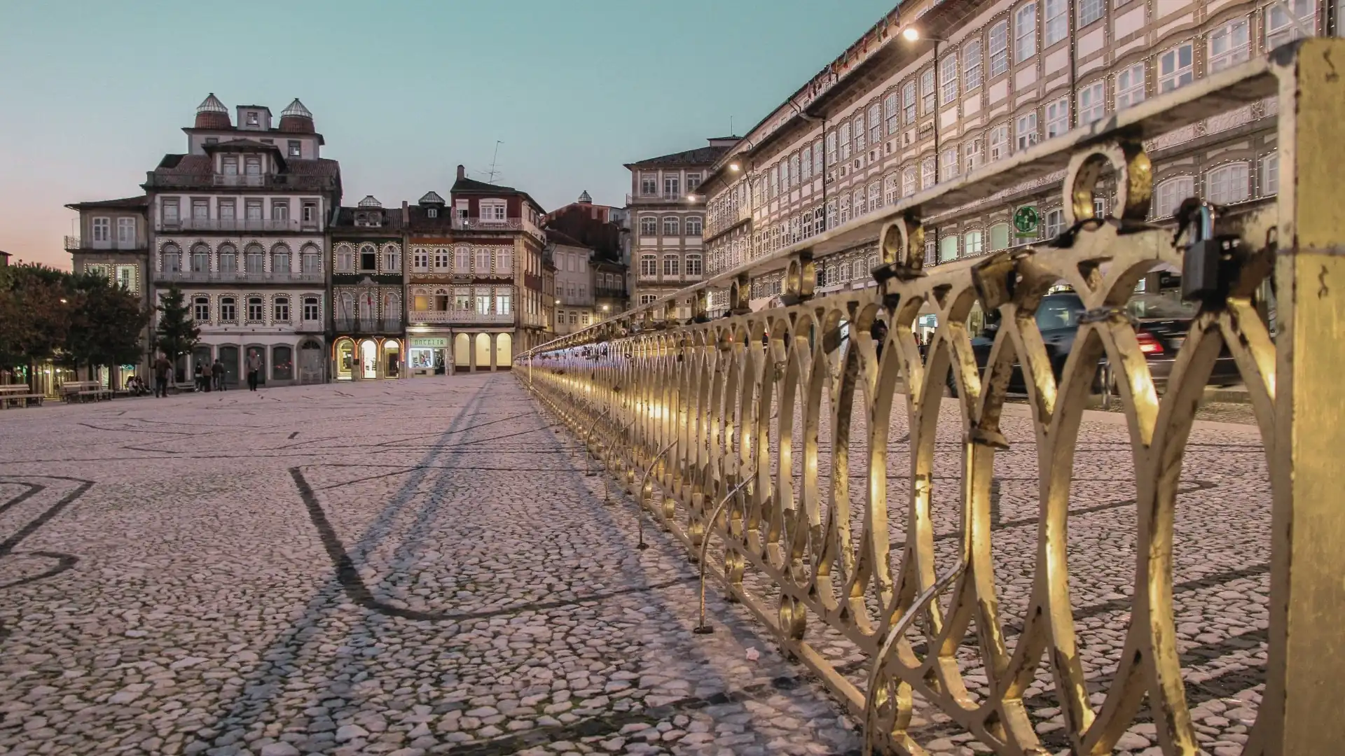 Qué ver en Oporto: 10 planes clave entre vino y miradores 18 Guimaraes