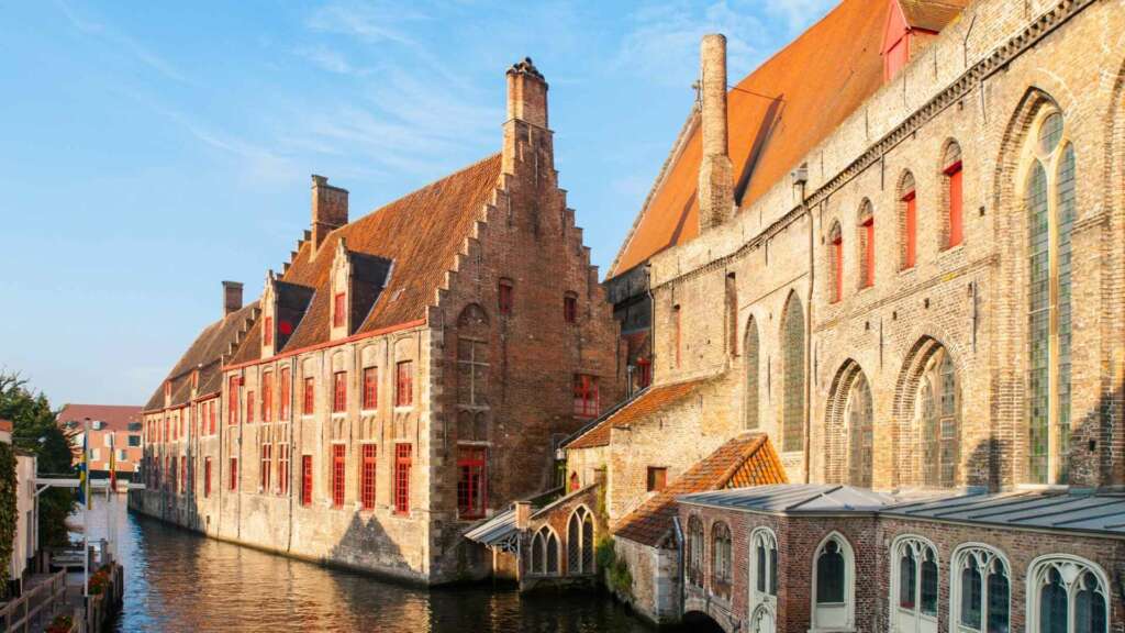 Things to do in Bruges in 2 days: the 10 must-see stops 1 Hospital San Juan Brujas blog