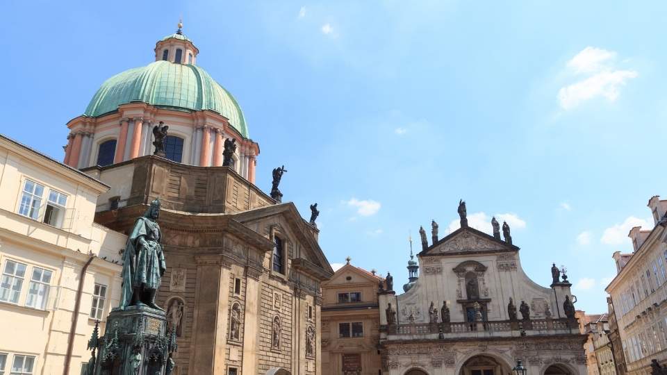 Things to do in Prague. The city of 100 towers 6 Iglesia de San Francisco de Asis