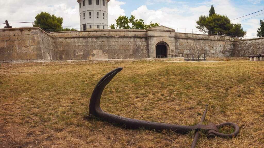 Qué ver en Pula: 10 imprescindibles para tu viaje en 2025 6 Museo Naval Pula blog