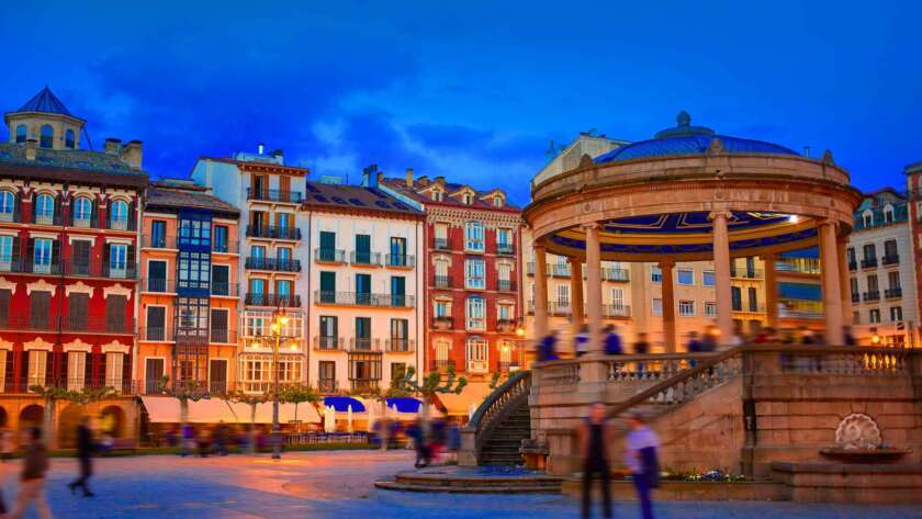 PAMPLONA 01