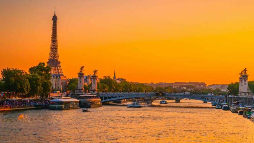 PARIS 03