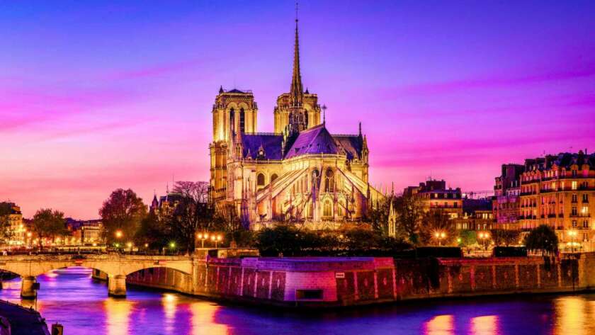 PARIS 04