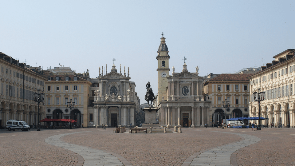 Piazza San Carlos