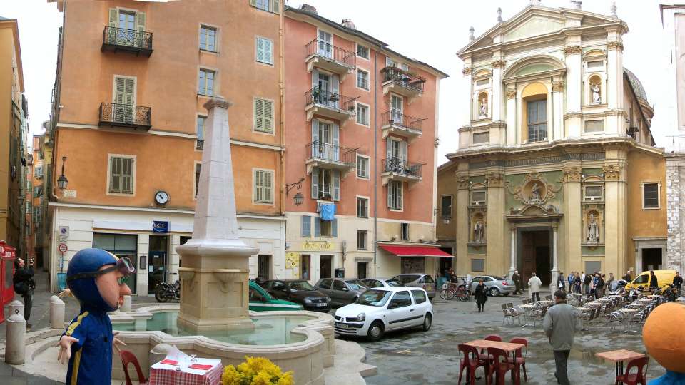 Things to do in Nice. The capital of the French Riviera. 11 Place Rosetti