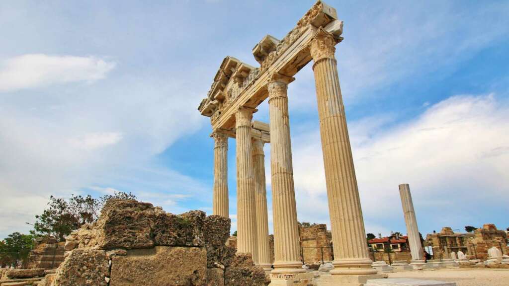 Things to do in Antalya in 2025: 7 must-sees and plans 13 Ruinas side Antalya blog 1