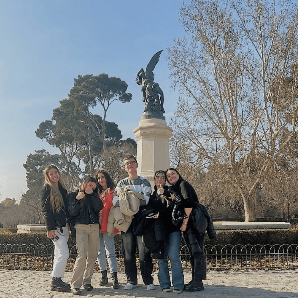HOME-ES 19 Users-4
