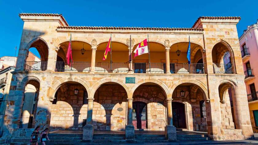 ZAMORA 03