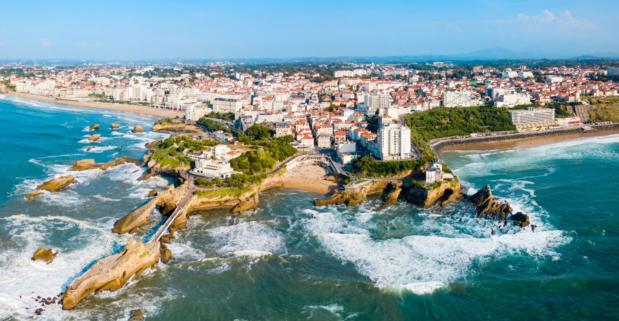 adobestock saiko3p vue aerienne biarritz