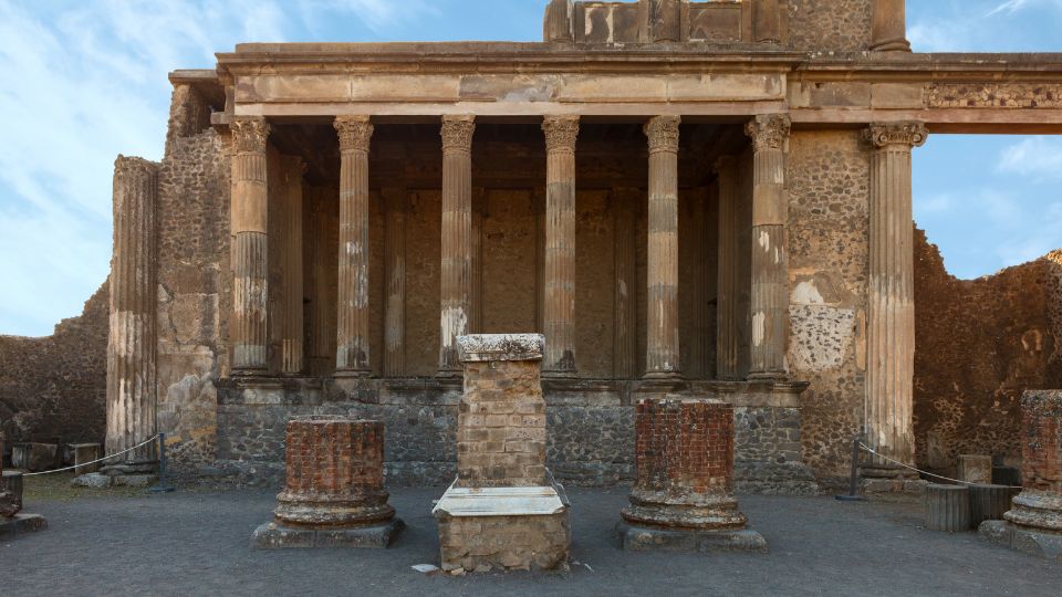 Qué ver en Pompeya: los lugares imprescindibles y 5 consejos 4 basilica pompeya