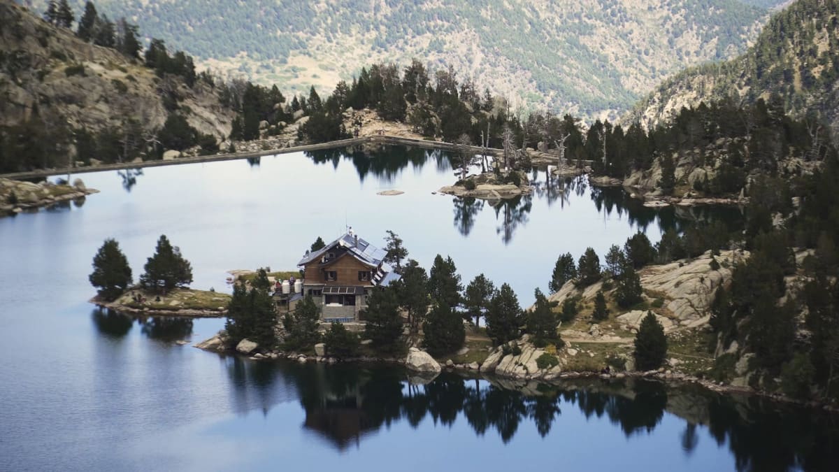 The 15 most famous routes in Spain 8 carros de foc 1