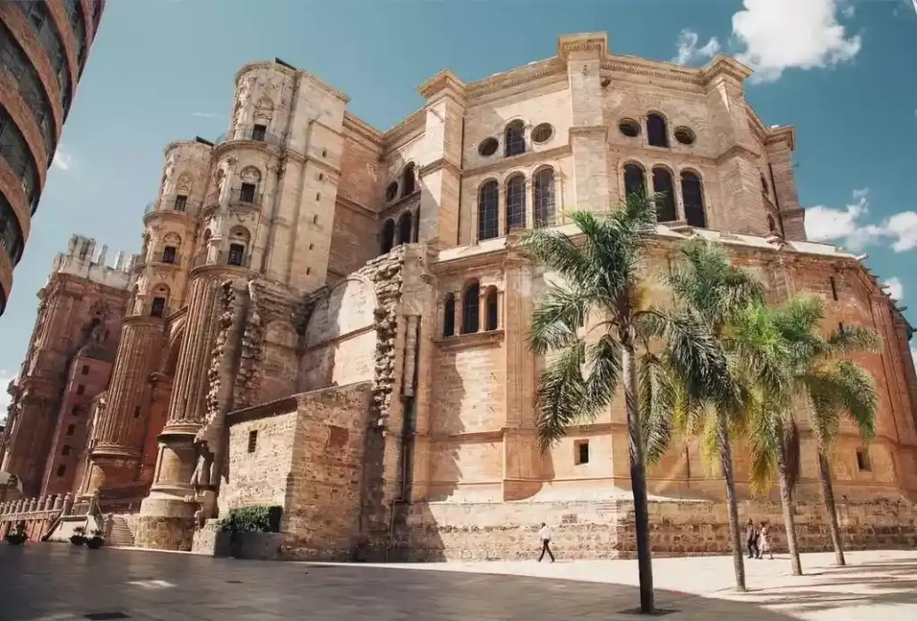 Qué ver en Málaga: 1 guía completa para tu visita 6 catedral malaga blog