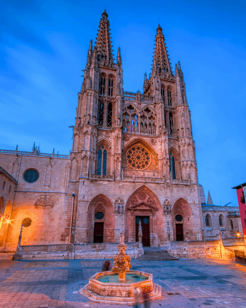 Qué ver en Burgos: 10 paradas imprescindibles en 1 día 3 iglesia trinidad oporto 1