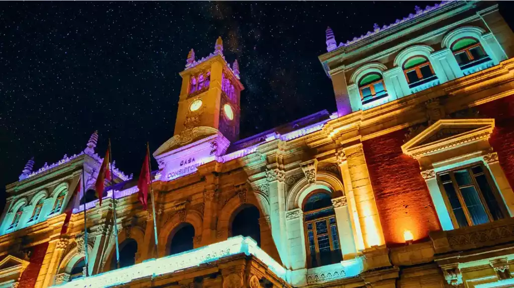 Qué ver en Valladolid: 10 imprescindibles para tu visita 19 luces valladolid blog