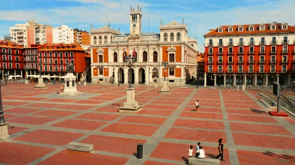 Qué ver en Valladolid: 10 imprescindibles para tu visita 2 plaza mayor valladolid
