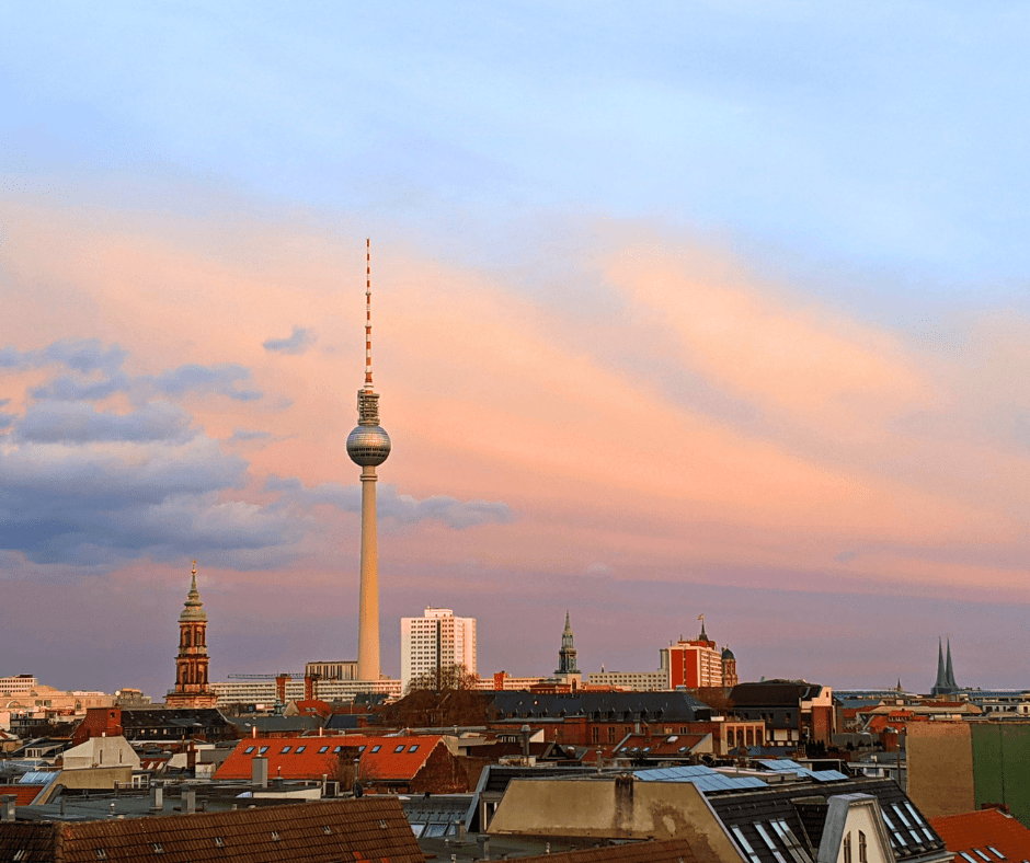 Qué ver en Berlín. 10 puntos obligatorios en La Ciudad de la Libertad 2 torre-television-que-ver-en-berlin